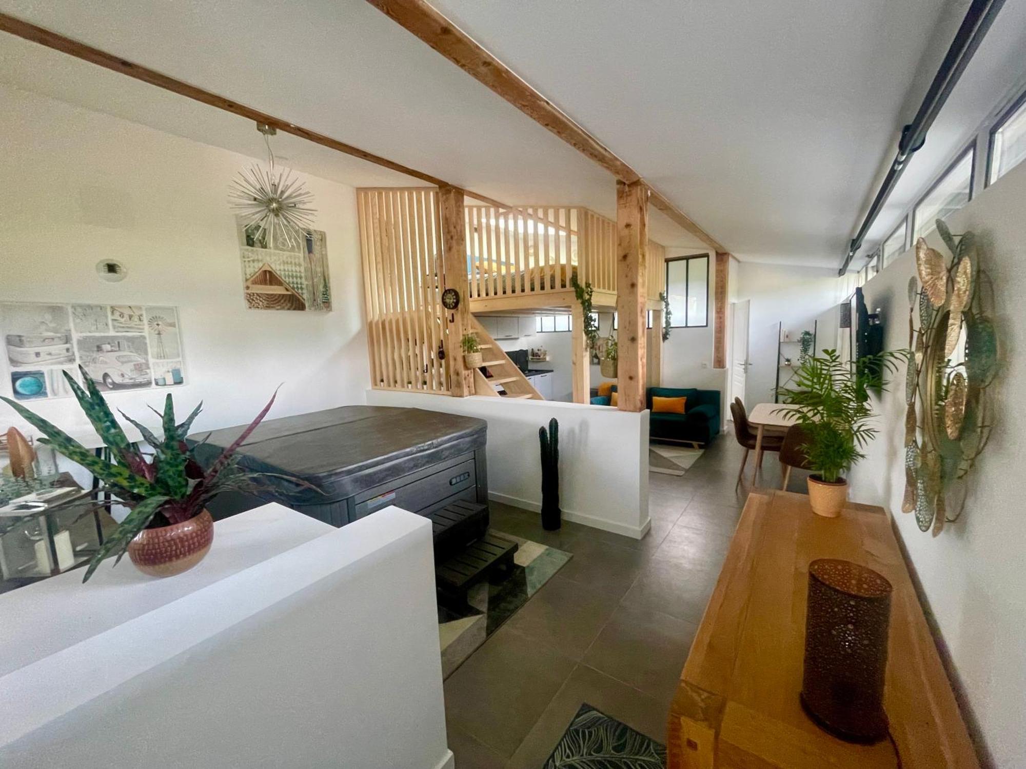 Ferienwohnung Loft Avec Jacuzzi Et Terrasse Prives Sévrier Exterior foto