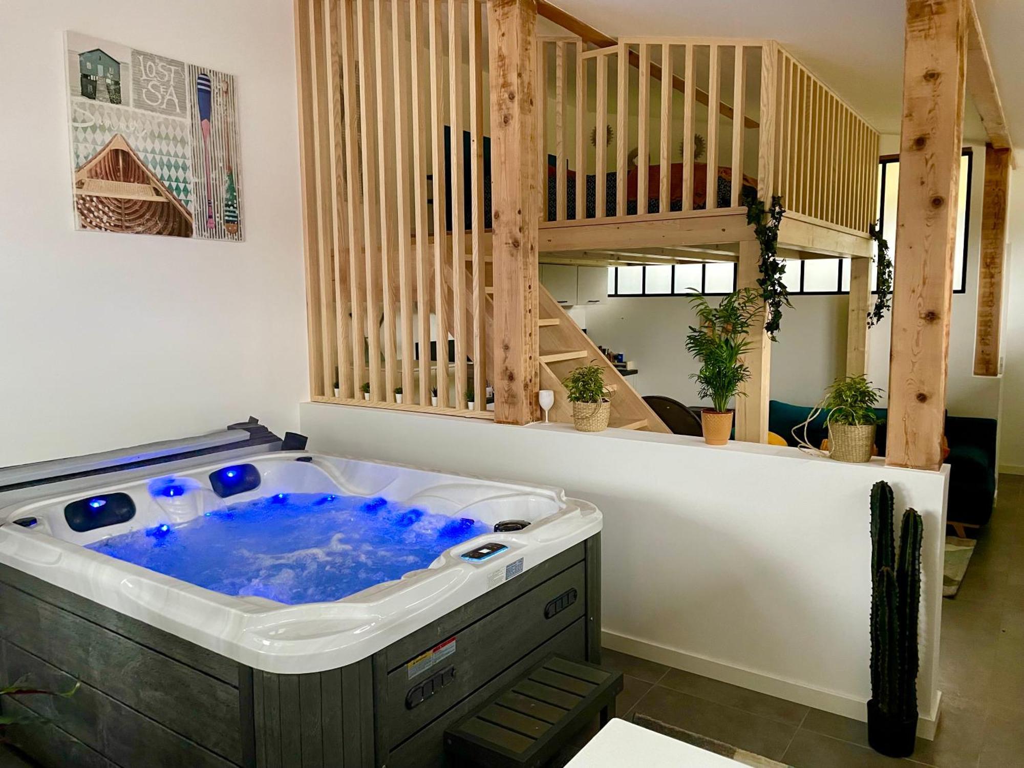 Ferienwohnung Loft Avec Jacuzzi Et Terrasse Prives Sévrier Exterior foto